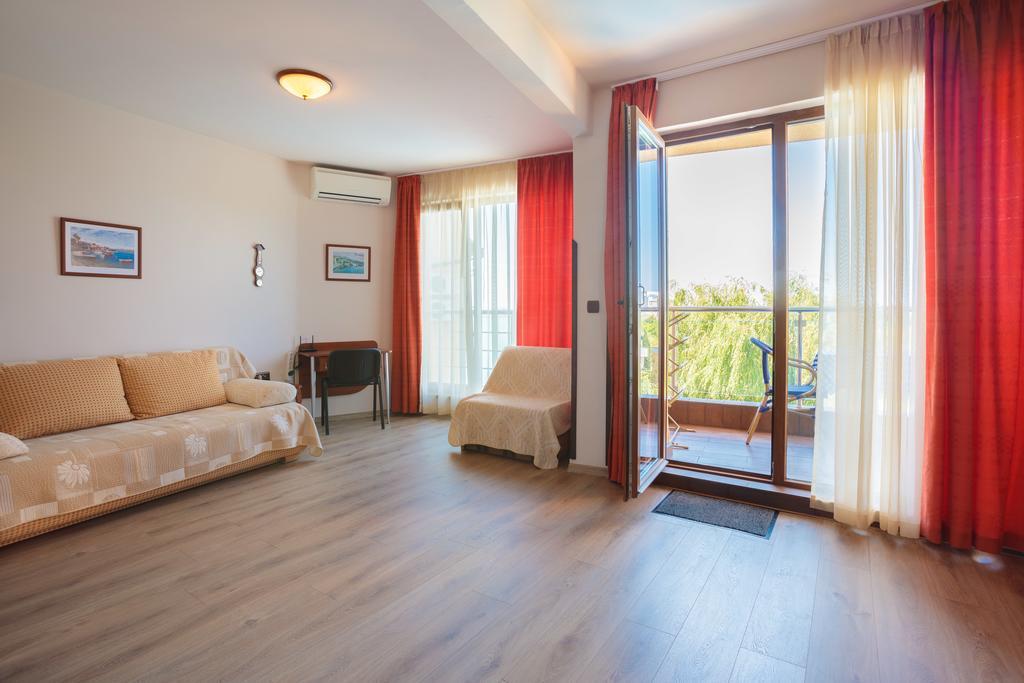 Apartment Sea Shell 1 โซโซโปล ภายนอก รูปภาพ